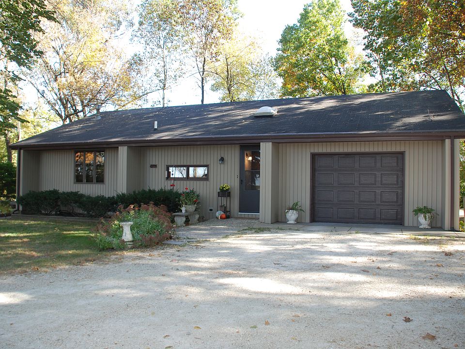 1st image of 123 W Riverdale Dr