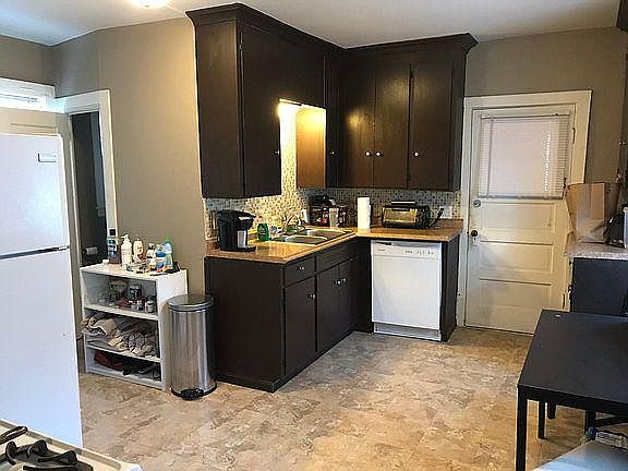 1st image of 1927 Fillmore St NE #2
