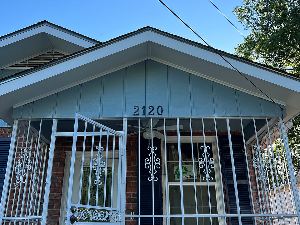 2nd image of 2120 Tennessee St