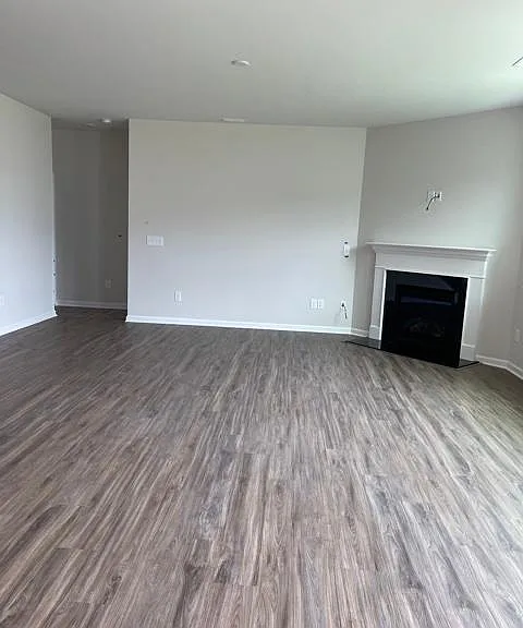 13516 Napoleon Dr — Photo 3