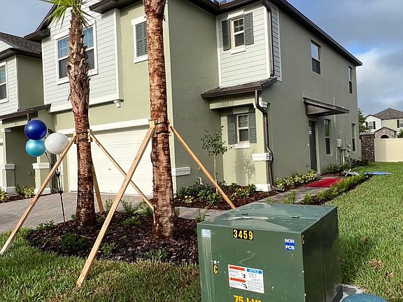 2nd image of 9637 Ashworth Pl