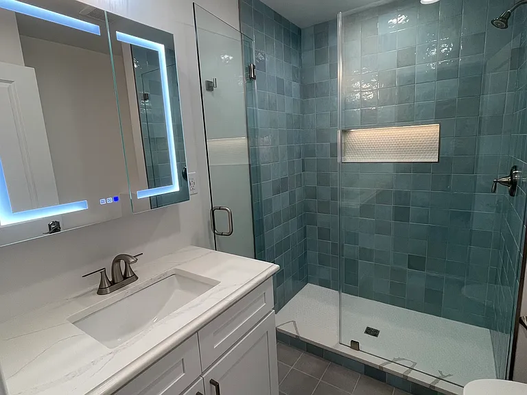 2106 Suburban Greens Dr — Photo 13