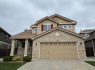 16121 E Hinsdale Ln, Aurora, CO 80016