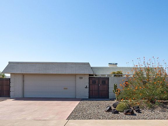 2nd image of 10834 W TROPICANA Circle
