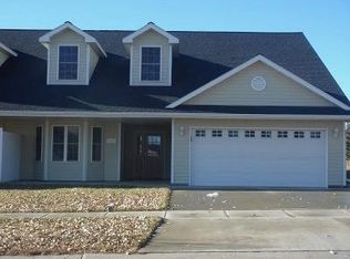 803 Pheasant Run Rd, Brookings, SD 57006