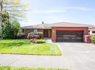 6909 SW 11th Dr, Portland, OR 97219