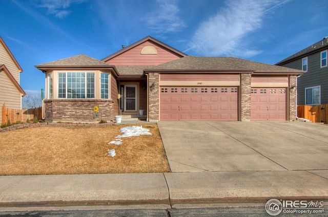 No homes behind & cul de sac location!