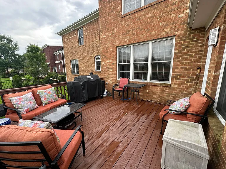 1320 Club House Dr — Photo 23