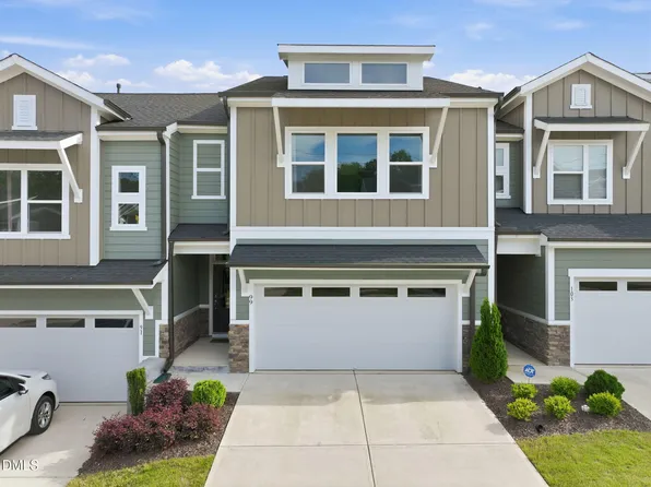 99 Deardom Way, Chapel Hill, NC 27516