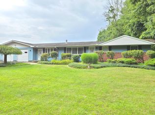 380 Cherry Lane Rd, Bartonsville, PA 18321