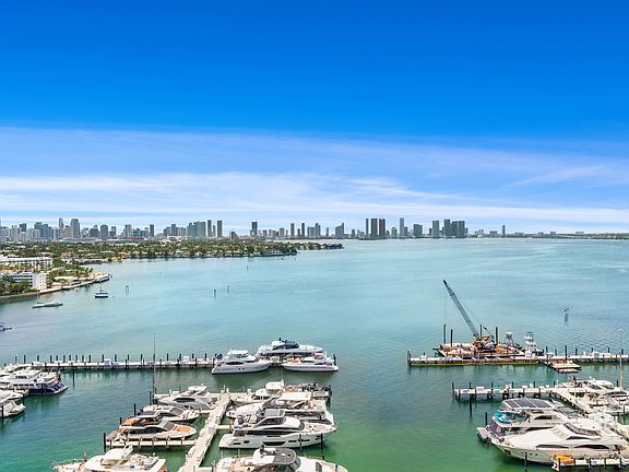 3rd image of 1900 Sunset Harbour Dr #1814