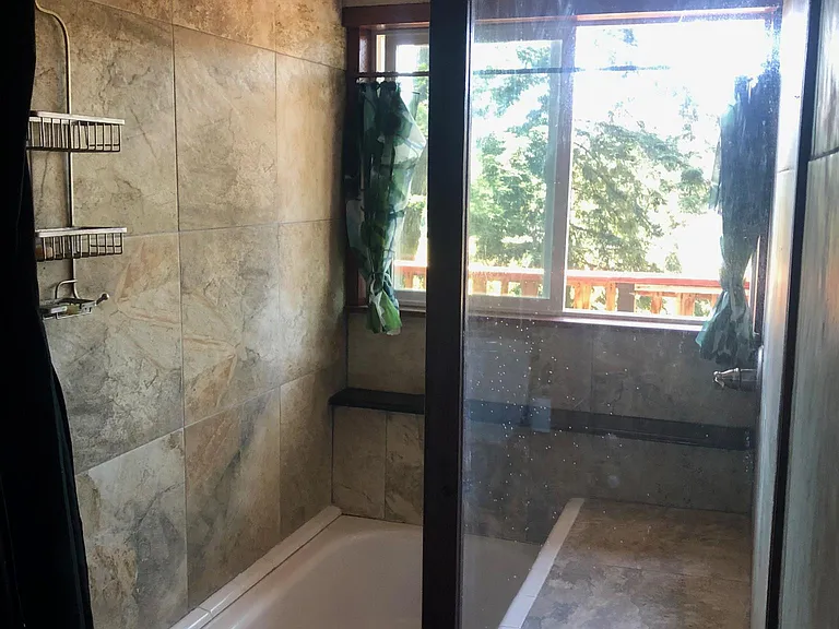 Beautiful sunny bathroom!
