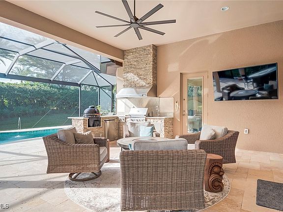 4th image of 11030 Esteban Dr