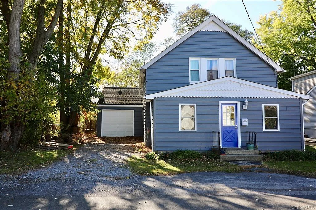 3 bed, 1.5 bath, 1200 sqft, $3,750 — Photo 1