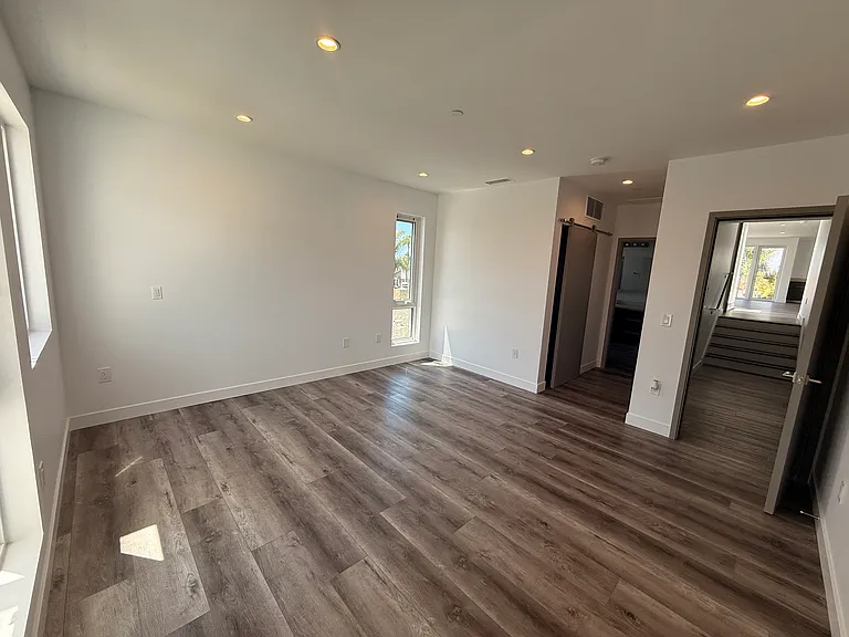 Casa Pacifica — Photo 51