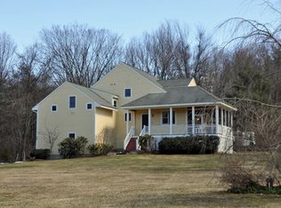 22 Linden St, Boylston, MA 01505