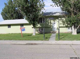 1529 Cloud Peak Dr, Worland, WY 82401