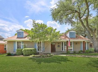 9325 Crestlake Dr, Dallas, TX 75238