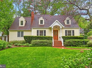 617 Poplar Dr, Falls Church, VA 22046