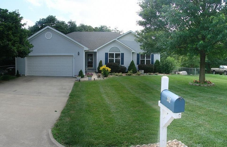 1st image of 340 Hillcrest Dr