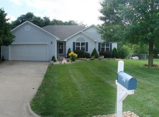 340 Hillcrest Dr, Nevada, MO 64772