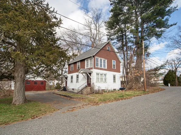 76 Alpine Ave, East Longmeadow, MA 01028
