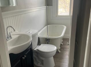 715 Grattan St, Chicopee, MA 01020
