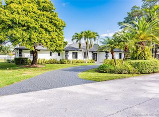 7705 SW 168th Ter, Palmetto Bay, FL 33157