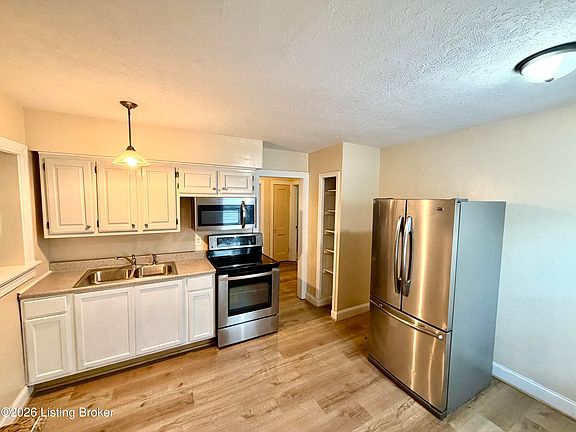 5th image of 1604 S 31st St