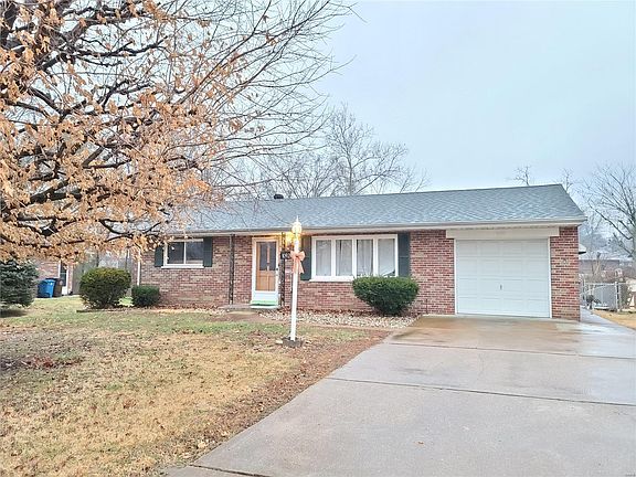 2nd image of 10926 Oasis Dr