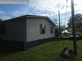 3rd image of 128 Chapel Hill Rd