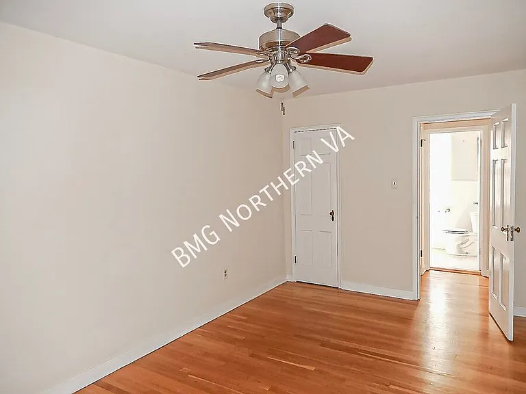 3403 Commonwealth Ave #B — Photo 7