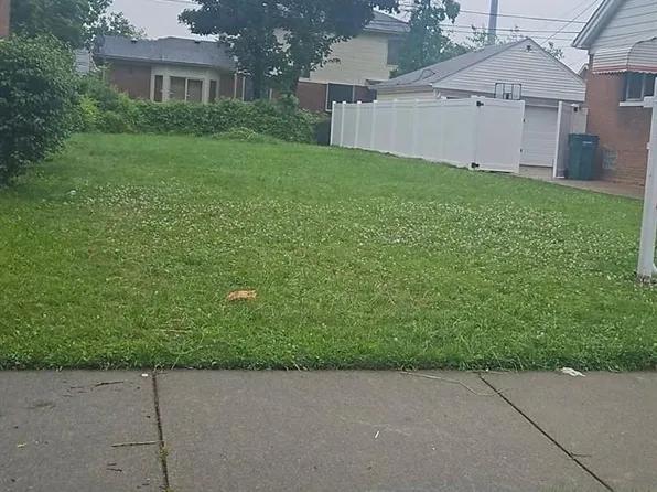 7309 Ternes St, Dearborn, MI 48126