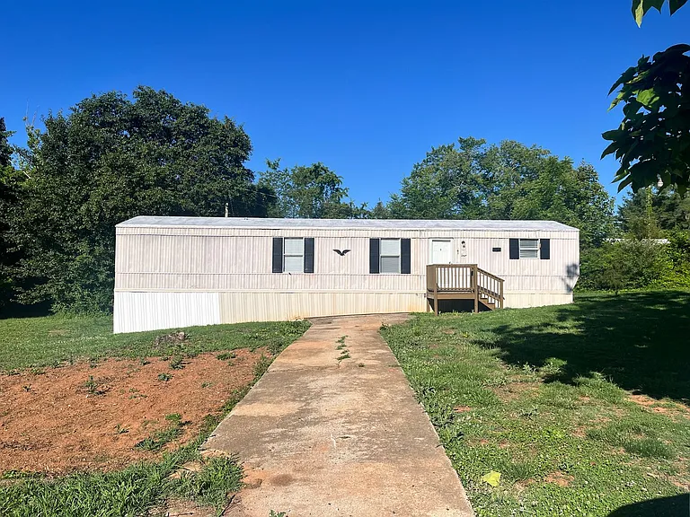 31 Meadow Ct — Photo 1