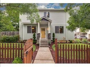 39571 Dubarko Rd, Sandy, OR 97055