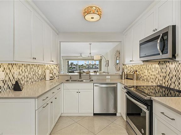 3rd image of 10682 Gulf Shore DR #C-201