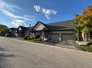 5490 Prince Edward Ave #7, Niagara Falls, ON L2G 0G5