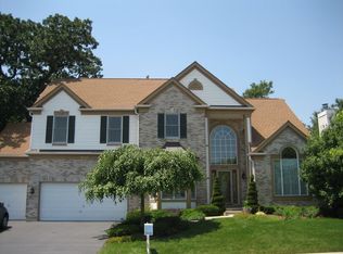 1086 Chesapeake Blvd, Grayslake, IL