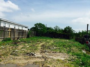 1023 11th St, San Leon, TX 77539