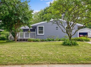 2804 Vine St, West Des Moines, IA 50265