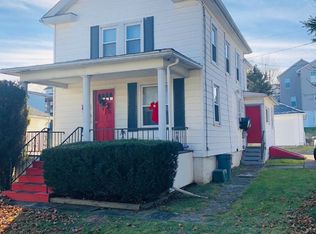 53 Swallow St, Pittston, PA 18640