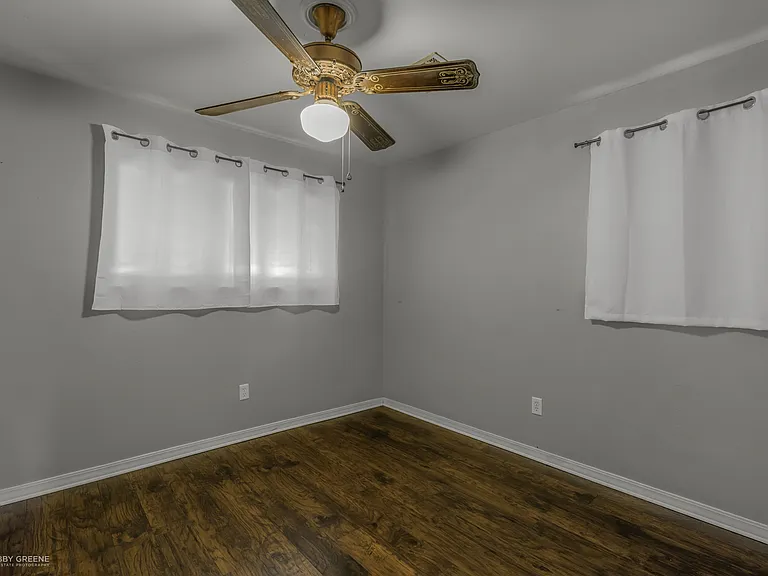 1602 San Saba St — Photo 4