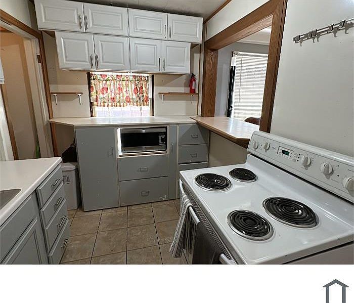 1st image of 19238 Sussex Ave