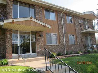 4163 W Rivers Edge Cir APT 110, Brown Deer, WI 53209