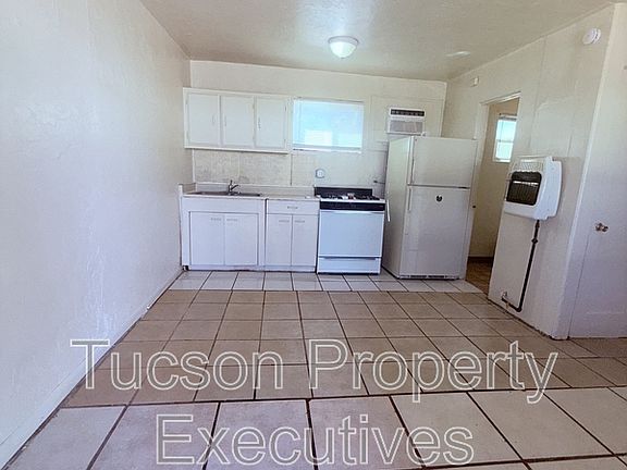 4th image of 1435 E Benson Hwy #15