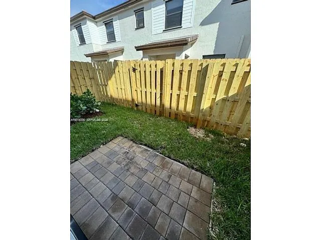 Building Photo - 273 SW 159th Ln