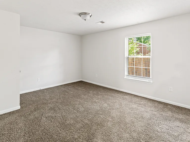 5340 Shepherdsville Rd #1 — Photo 14