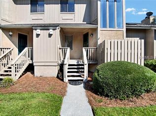 5 Gumtree Rd, Hilton Head Island, SC 29926