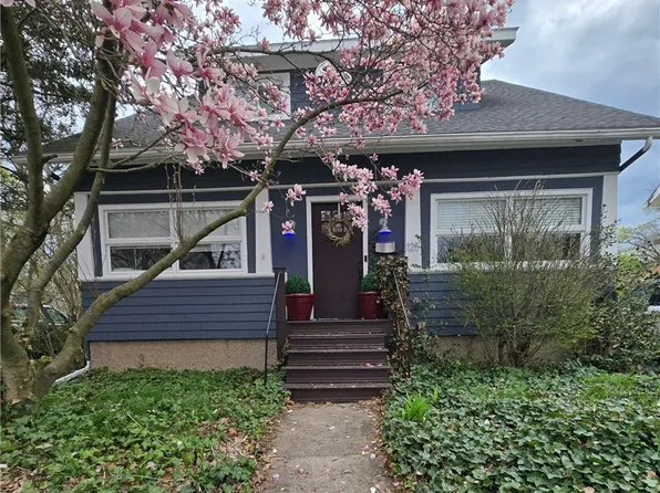 125 Fairview Ave, Rochester, NY 14619