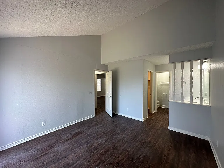 5601B Purple Sage Dr — Photo 11